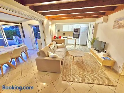Villa au calme à 200m de la plage de Rochelongue - Image 1