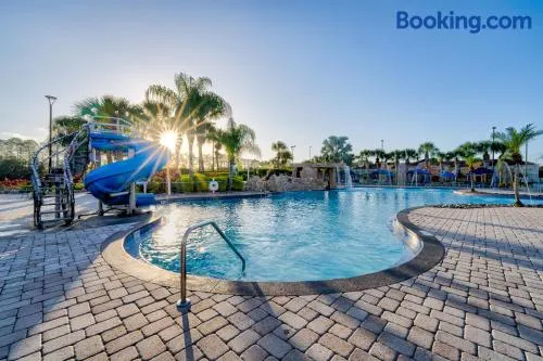 Beautiful Townhome just 8 miles from Disney - Image 1
