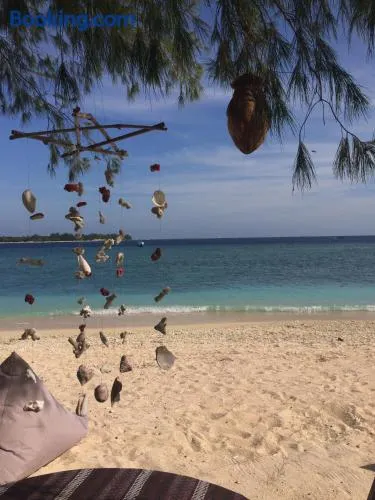 Gili Beach - Image 1