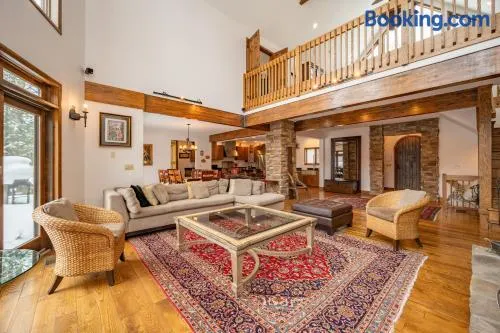 Casa de Lago by Railey Vacations - Image 1