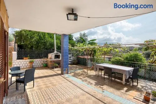 Holidayshouse - Image 1