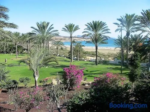 Apartments near the beach, with terrace and WIFI - Image 1