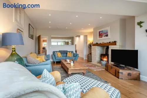 4 Bed in West Down oc-32588 - Image 1