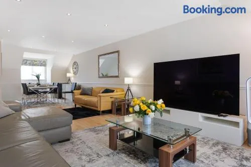 Long-Term Large Penthouse - Golf course nearby - Image 1