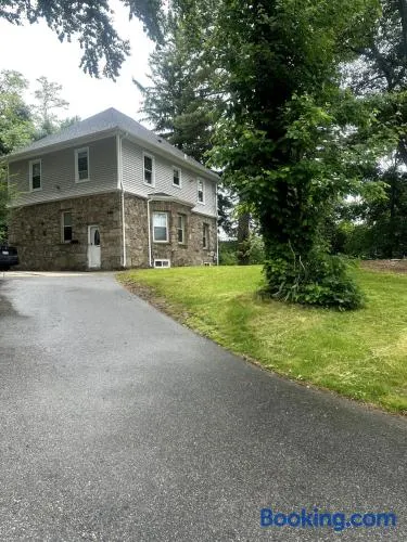 1 Ridgeway Avenue - Image 1