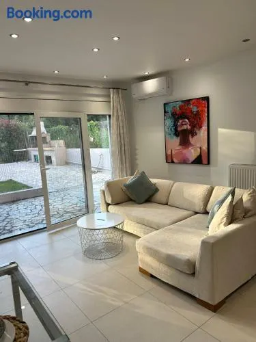 Ammouses Apartment - Image 1