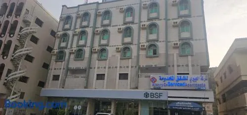 العييري للوحدات المفروشة الباحة3 - Image 1