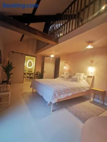 Mera Luxe Wellness B&B, Ibiza-Bohemian Style Suites, Adults Only, optioneel prive Outdoor Wellness, Massage, Vuurkorf, gratis fles Wijn of Bubbels - Image 1