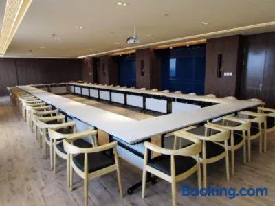 Jinjiang Inn is Qingdao Huangdao Dongjiakou Hotel - Image 1