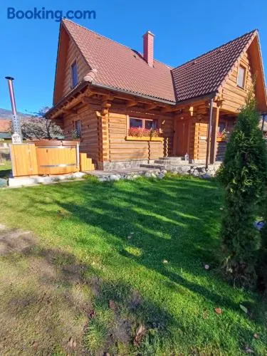 Drevenica Západné Tatry s kúpacou kaďou a krbom - Image 1