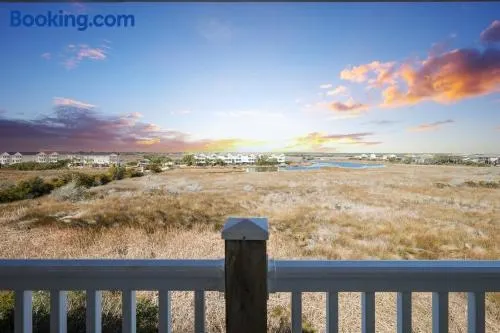 Surf City Sunrise Vista Suite -Pool-Elevator-Beach - Image 1