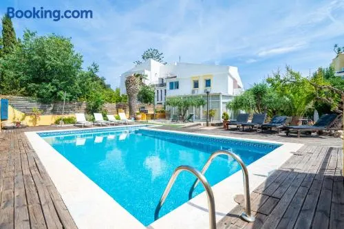 Hauzify I Villa del Castell - Image 1