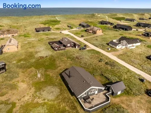 Velholdt Feriehus Med Dejlig Terrasse I Vrist Sj626 - Image 1