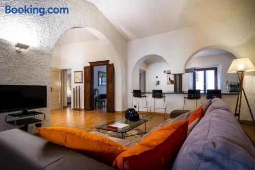 Cernobbio Art Apartment - Image 1