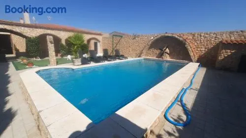 LOS ARCOS - Image 1