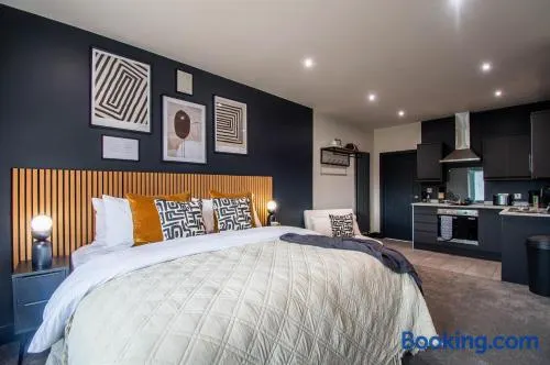 The Mariner's Rest Aparthotel - Image 1