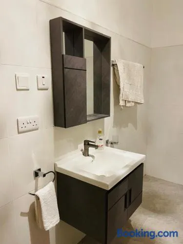Almasi lounge - Image 1