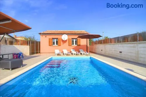 Cozy villa Loborika with private pool near Pula - Image 1