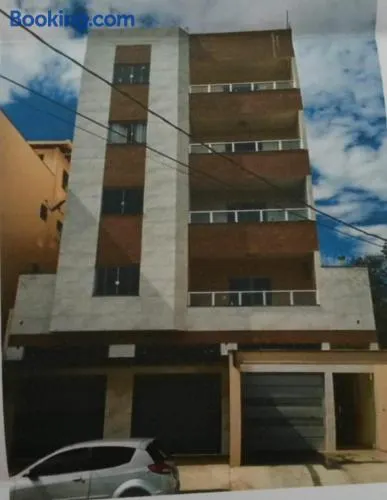 Apartamento Mobiliado com 2 quartos, 2 banheiros e garagem em Conselheiro Lafaiete-MG - Image 1