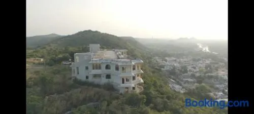 GOVIND GARH NATHDWARAa 995O637O4O - Image 1