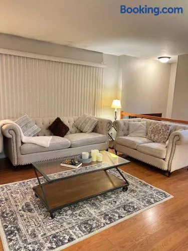 Luxe 3BR, 2BA + Hot Tub - Image 1