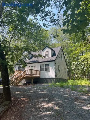 The Flying Dutchman Cottage in amenities filled Masthope community Ski Big Bear - Image 1