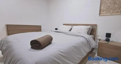 Apartamento vacacional totalmente equipado con terraza - Image 1
