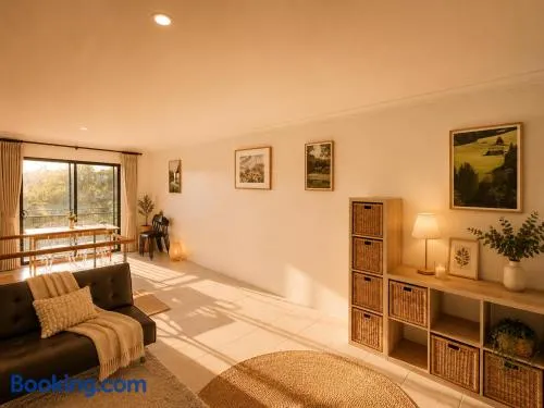 City Explorer Base 3BR&2 Floors&Walk to Mall & Airport Transit - Image 1