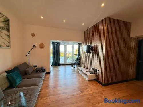 Sea View Apartment - Steps From The Beach - Nr Margate - Image 1