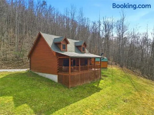 Wildcat Retreat Cozy Norris Lake Cabin Getaway - Image 1