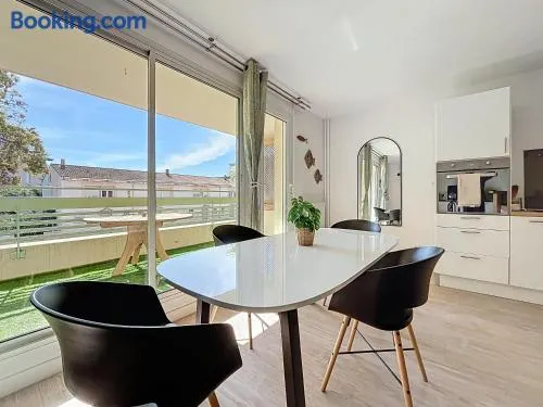Grand Appartement - 3 minutes de la Plage - Image 1