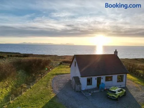 Raasay Holiday Cottage - Image 1