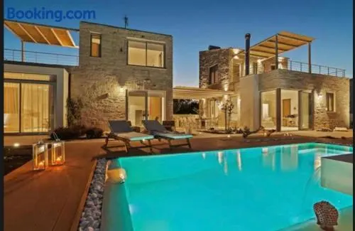 Annassa Suites - Image 1