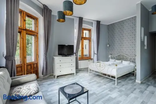 Functional and Comfortable Very Berry Studios in Poznań by Noclegi Renters - Image 1