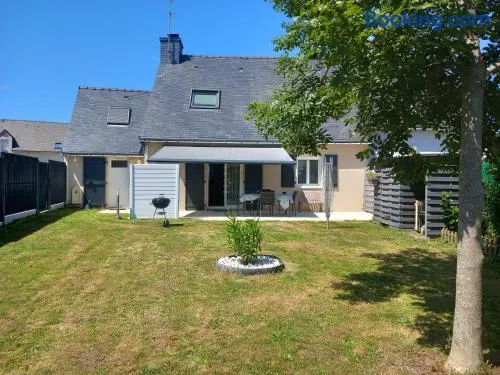 Maison familiale proche mer - Image 1