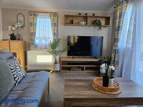 Modern Caravan - Park Dean-Camber Sands - sleeps 6- ENTERTAINMENT PASSES NOT INCLUDED - Image 1