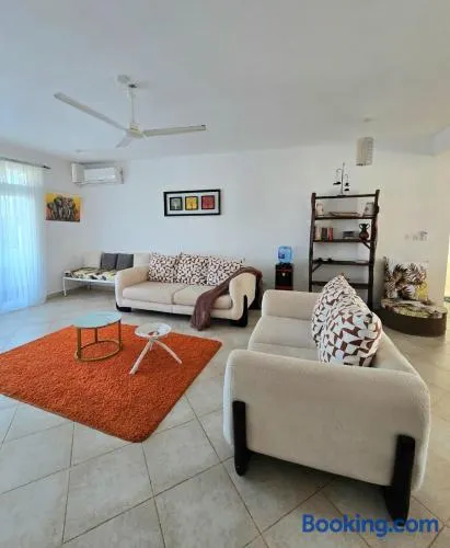 Malindi Getaway, Near Beach - Image 1