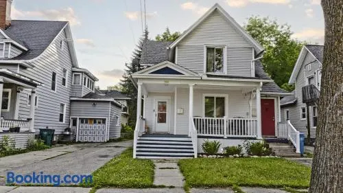 Cozy Lansing Retreat, Steps from Downtown & River - Image 1