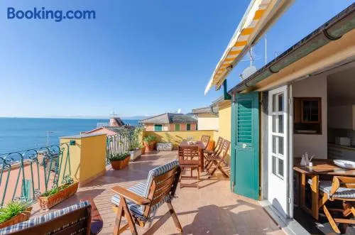 JOIVY Camogli Treasure for 4 with Terrace and Incredible View - Image 1