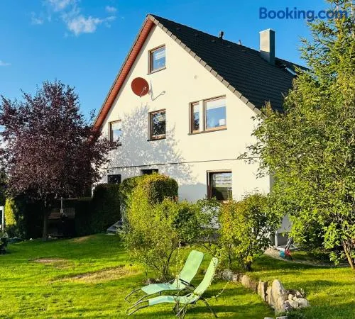 Ferienwohnung-/Haus mit kostenfreiem Parkplatz - Image 1