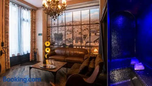 Luxury Industrial Suite with Private Hammam at Paris Montparnasse - Image 1
