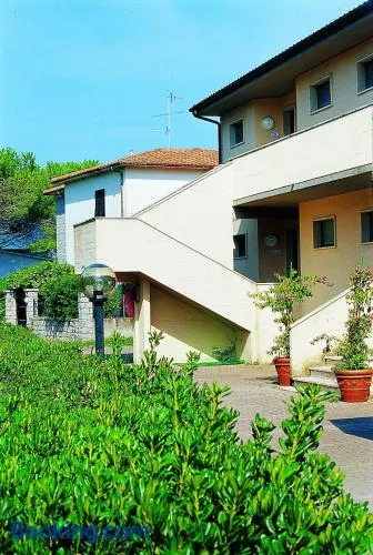 Elbamar Marina Di Campo - Image 1