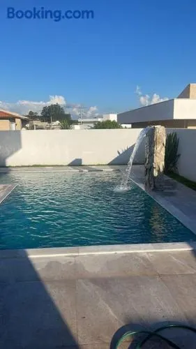 Linda casa com piscina Ninho Verde 2 - Pardinho - Image 1