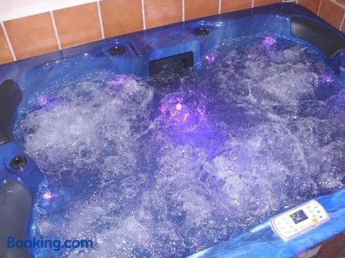 Casa Rural con Jacuzzi Taberna del Tio Pedro - Image 1