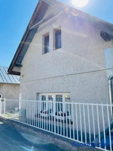 Bor-Túra Apartman - Image 1