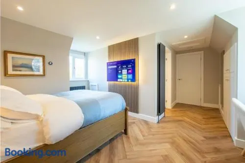 Stoneyloft Modern Apartment in Glen Vine - Image 1