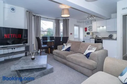 Frant Road Retreat | Private Parking - Image 1