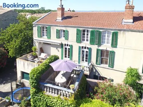 Maison de maître à BRAM # Jacuzzi - Image 1