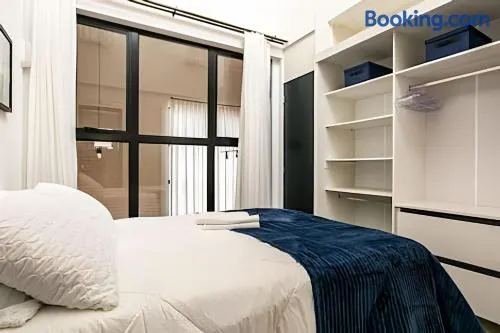 Loft moderno e espaçoso no centro de Floripa -UN30 - Image 1