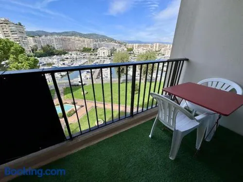 Studio 2pers piscine 10min plage - Image 1